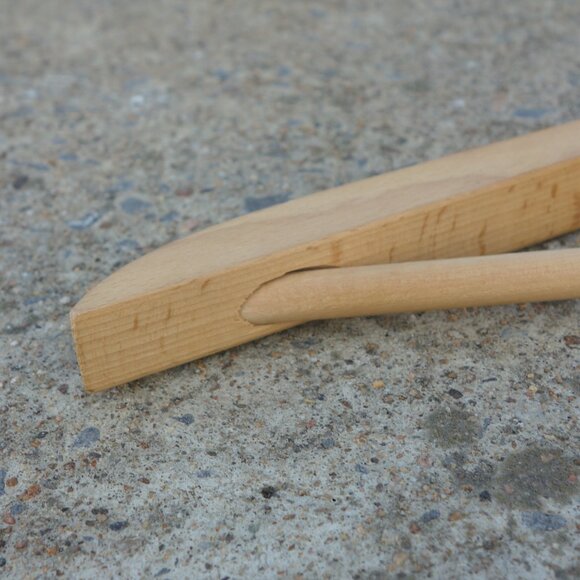 Vintage Joseph Levitt Wood Hanger - Picture 8 of 10